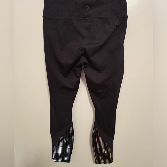 Athleta Aurora Precision Black Reflective Rainbow Dot 7/8 Leggings- M NWOT - Picture 8 of 16